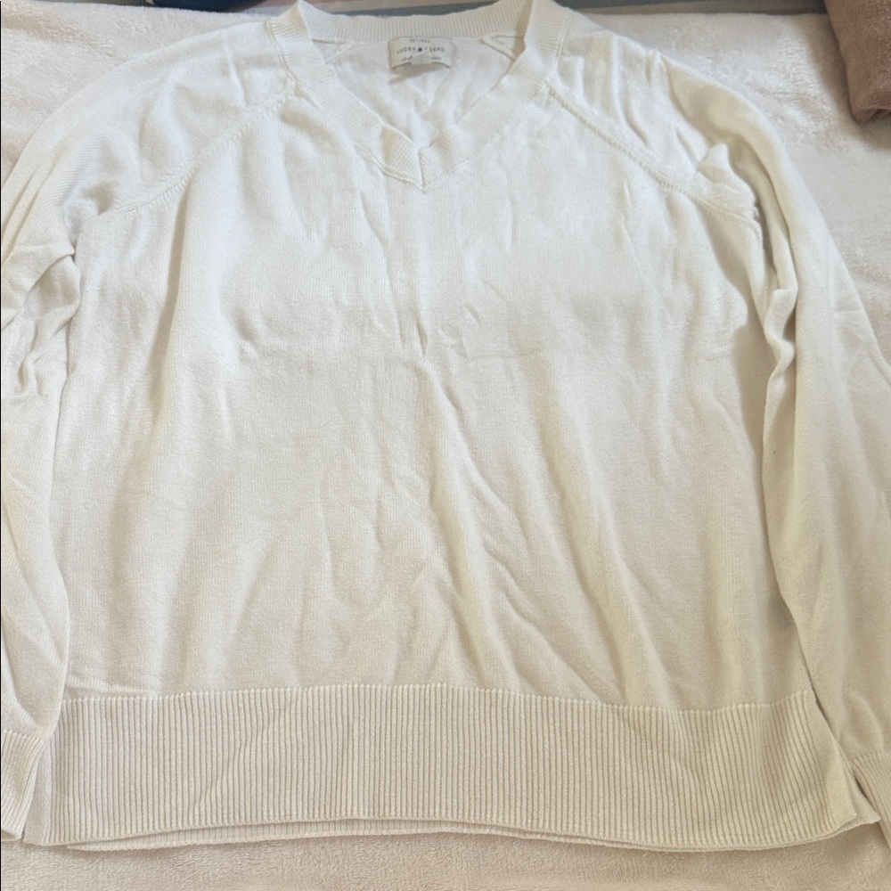 Women’s lucky brand White V-Neck Sweater